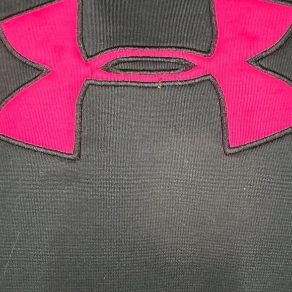 Under Armour Pink and Black Hoodie YSM 7-8 - Picture 4 of 5